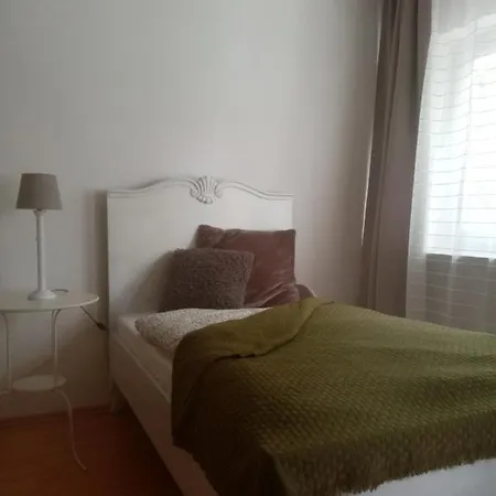 Alte Remise Im Herzen Von アパート ファーレル